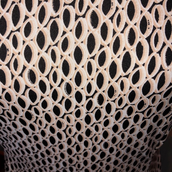 MADISON LEIGH SIZE 6 BLACK AND TAN SLEEVELESS DRESS - Picture 2 of 4
